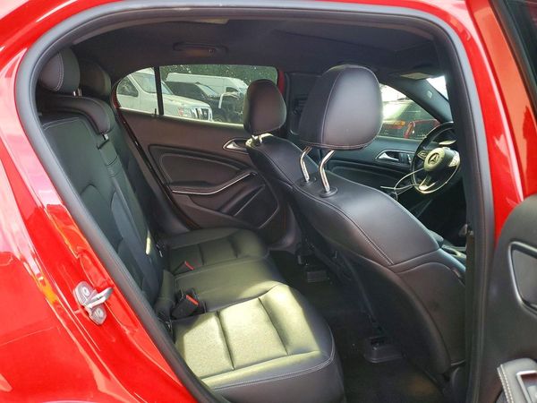 2019 MERCEDES-BENZ GLA GLA250