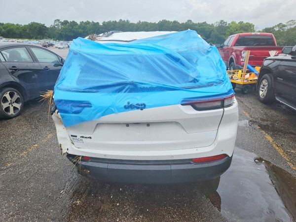 2021 JEEP GRAND CHEROKEE L LAREDO 4X4