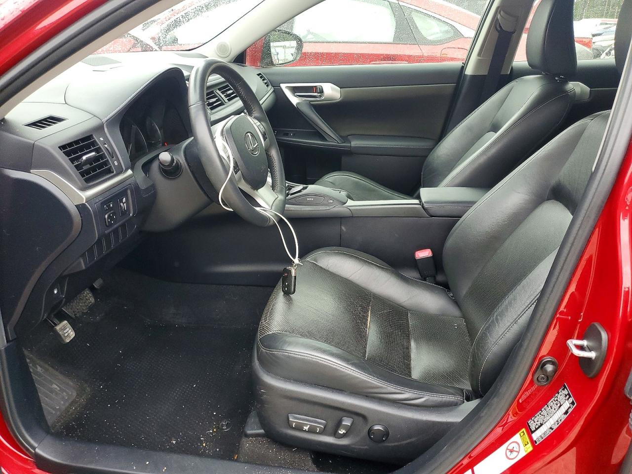 2011 LEXUS CT 200h