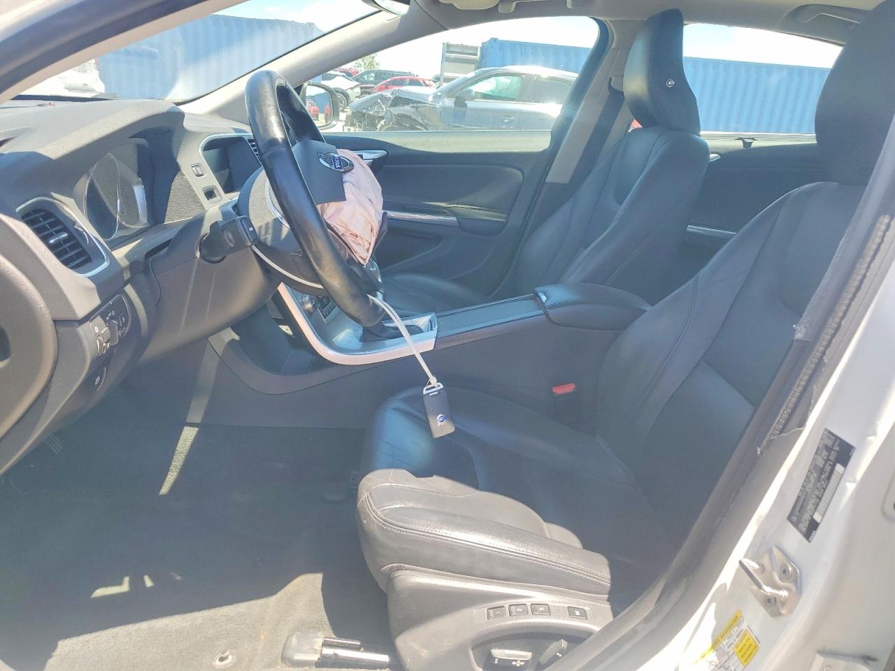 2018 VOLVO S60 Premier