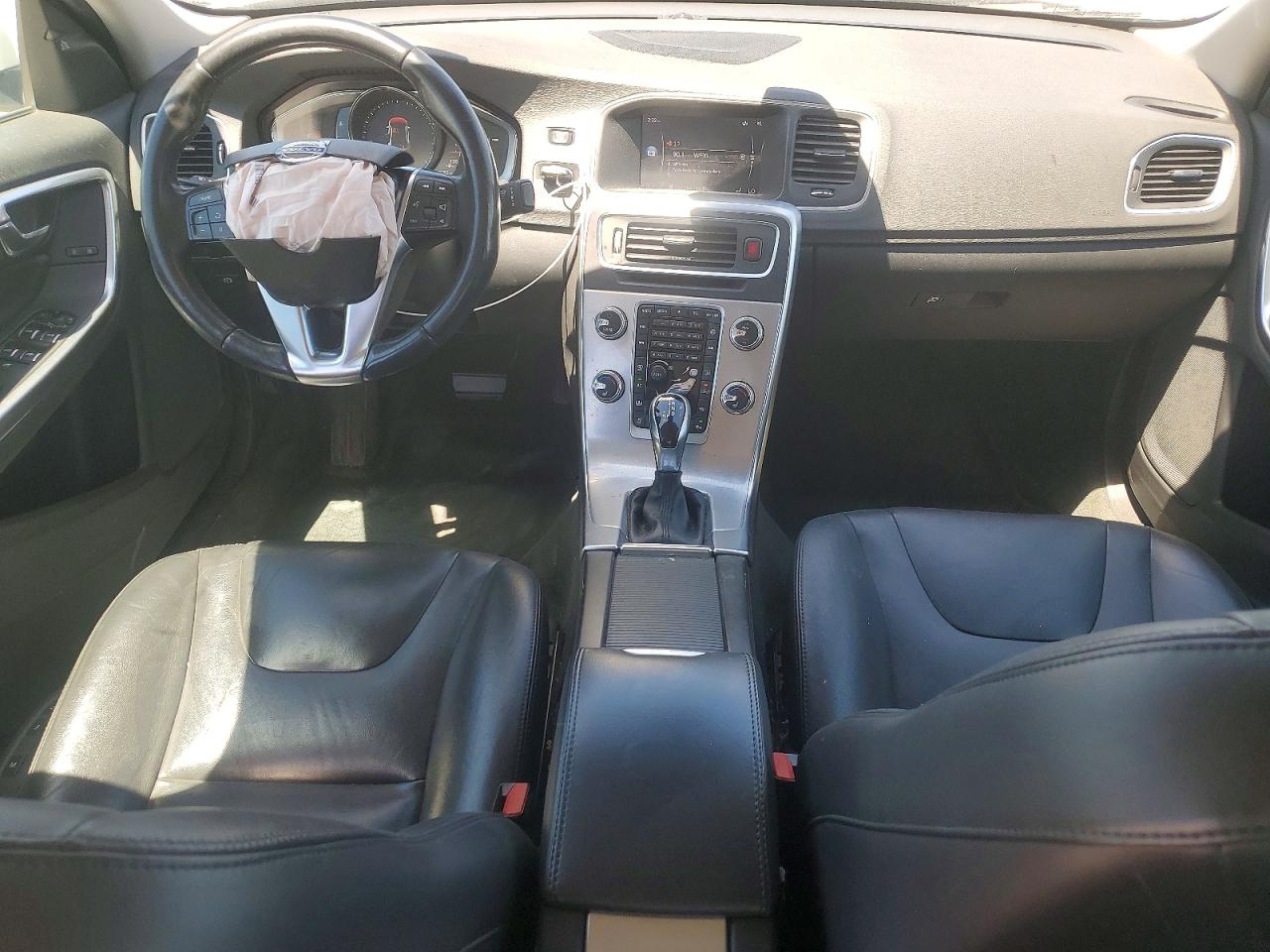2018 VOLVO S60 Premier
