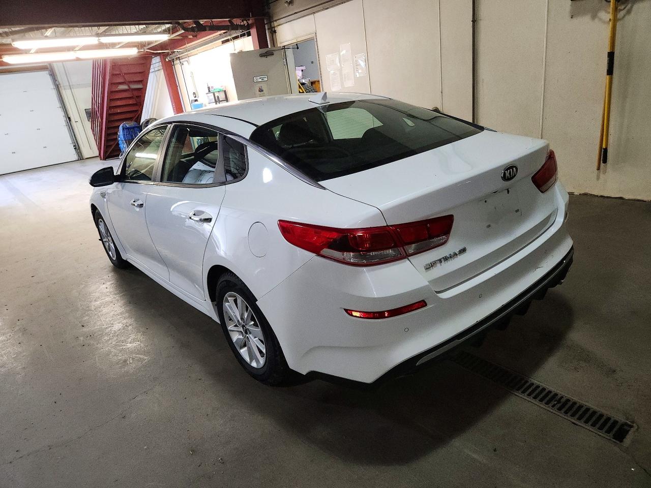 2019 KIA OPTIMA LX, S