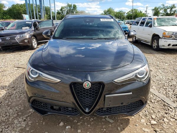 2022 ALFA ROMEO STELVIO