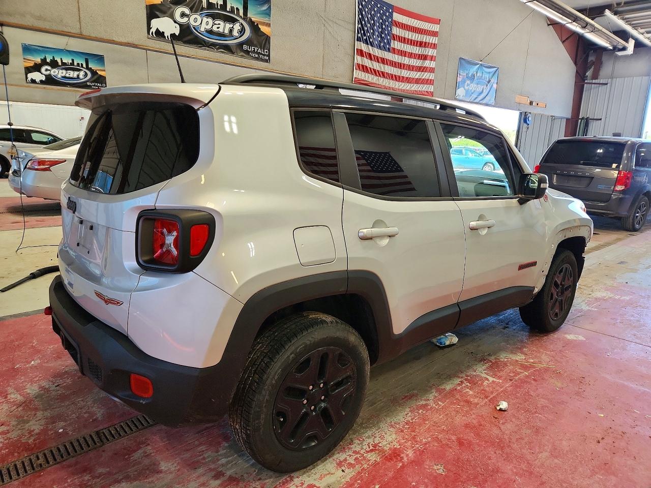 2018 JEEP RENEGADE TRAILHAWK 4X4