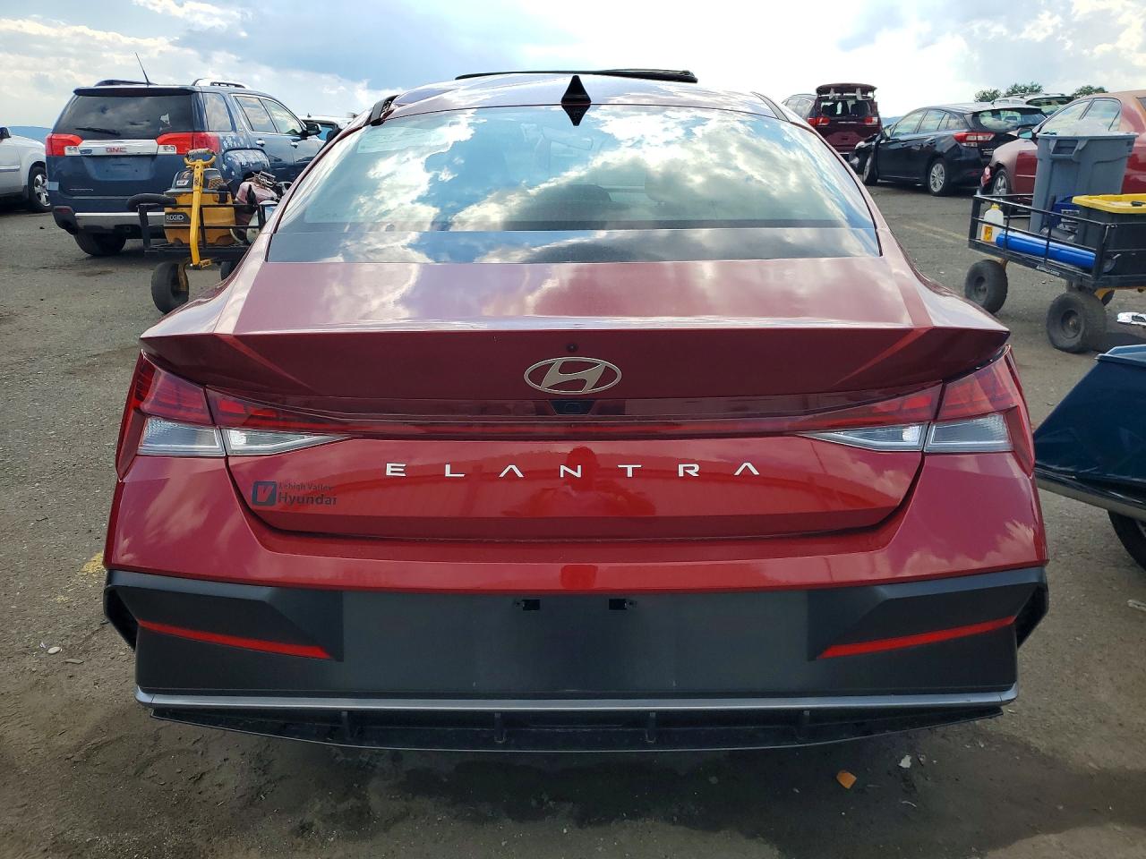 2024 HYUNDAI ELANTRA SEL w/ Convenience Pkg