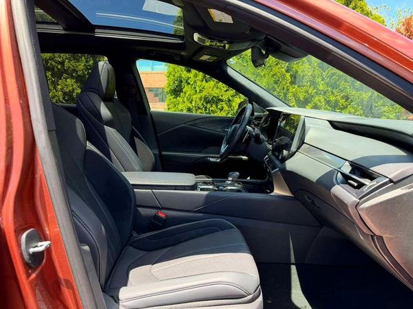 2023 LEXUS RX 500H