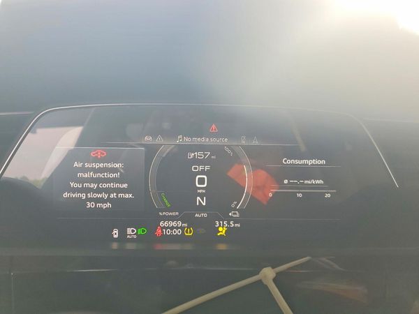 2022 AUDI E-TRON