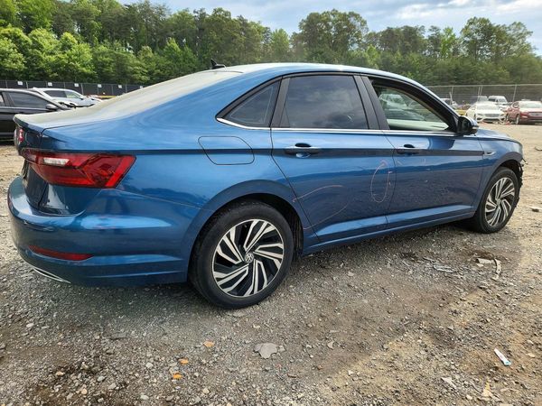 2021 VOLKSWAGEN JETTA SEL Premium