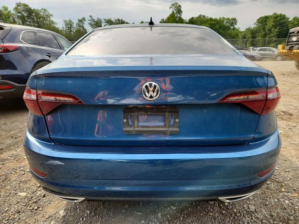 2021 VOLKSWAGEN JETTA SEL Premium