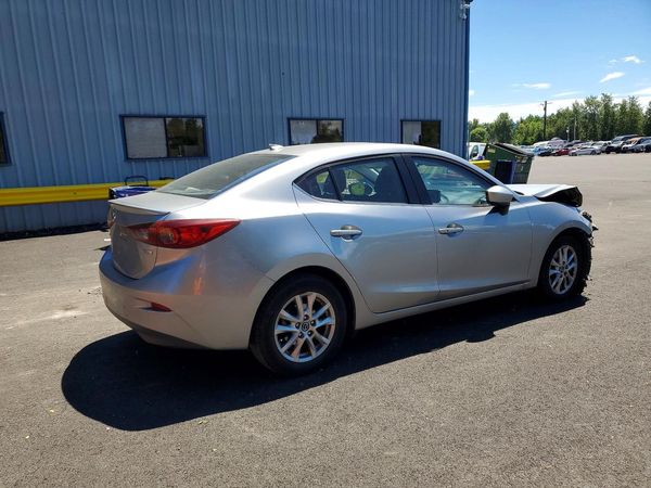 2014 MAZDA 3
