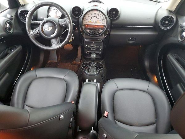 2014 MINI COOPER