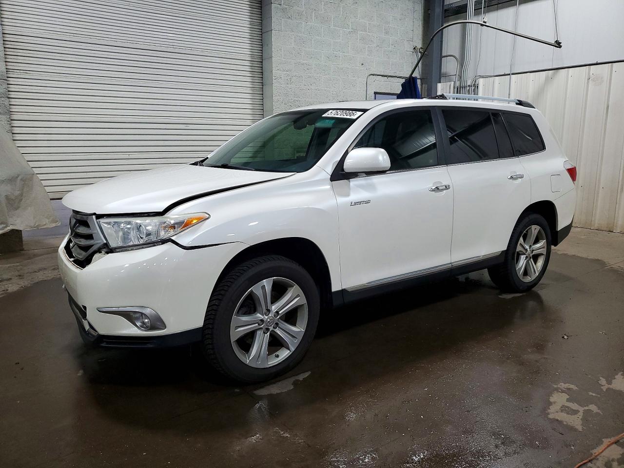 2013 TOYOTA HIGHLANDER Base/Hybrid