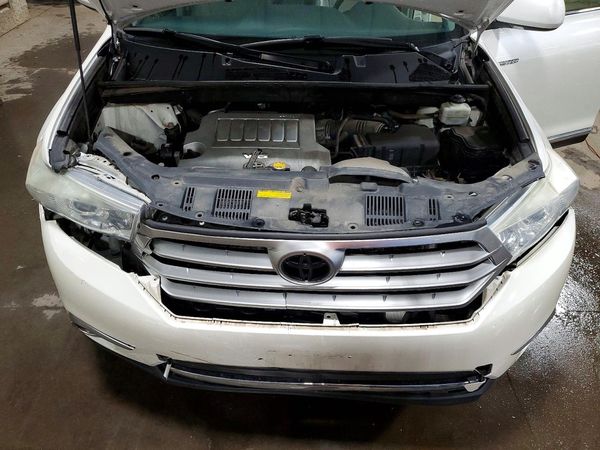 2013 TOYOTA HIGHLANDER Base/Hybrid