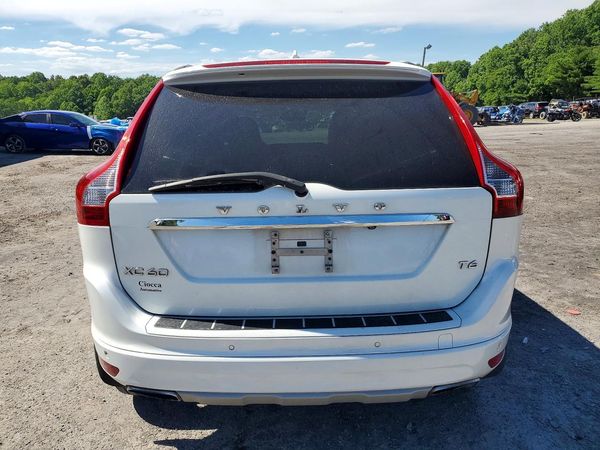2016 VOLVO XC60