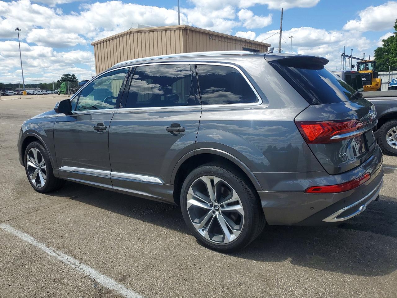 2020 AUDI Q7 quattro Premium Plus