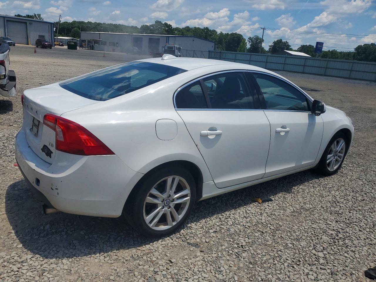 2013 VOLVO S60