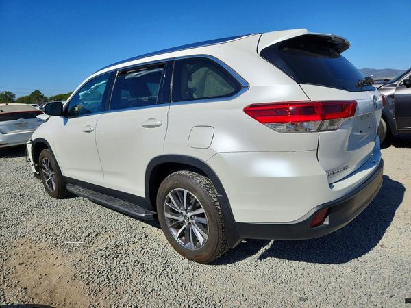 2019 TOYOTA HIGHLANDER SE/XLE