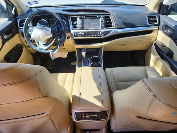 2019 TOYOTA HIGHLANDER SE/XLE