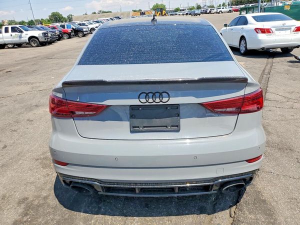 2019 AUDI RS3