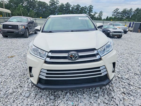 2018 TOYOTA HIGHLANDER