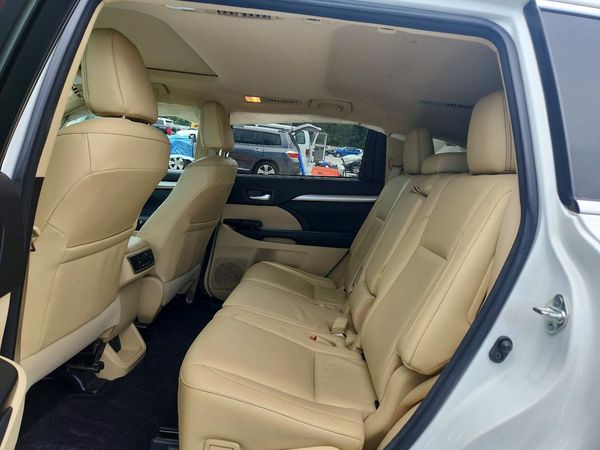 2018 TOYOTA HIGHLANDER