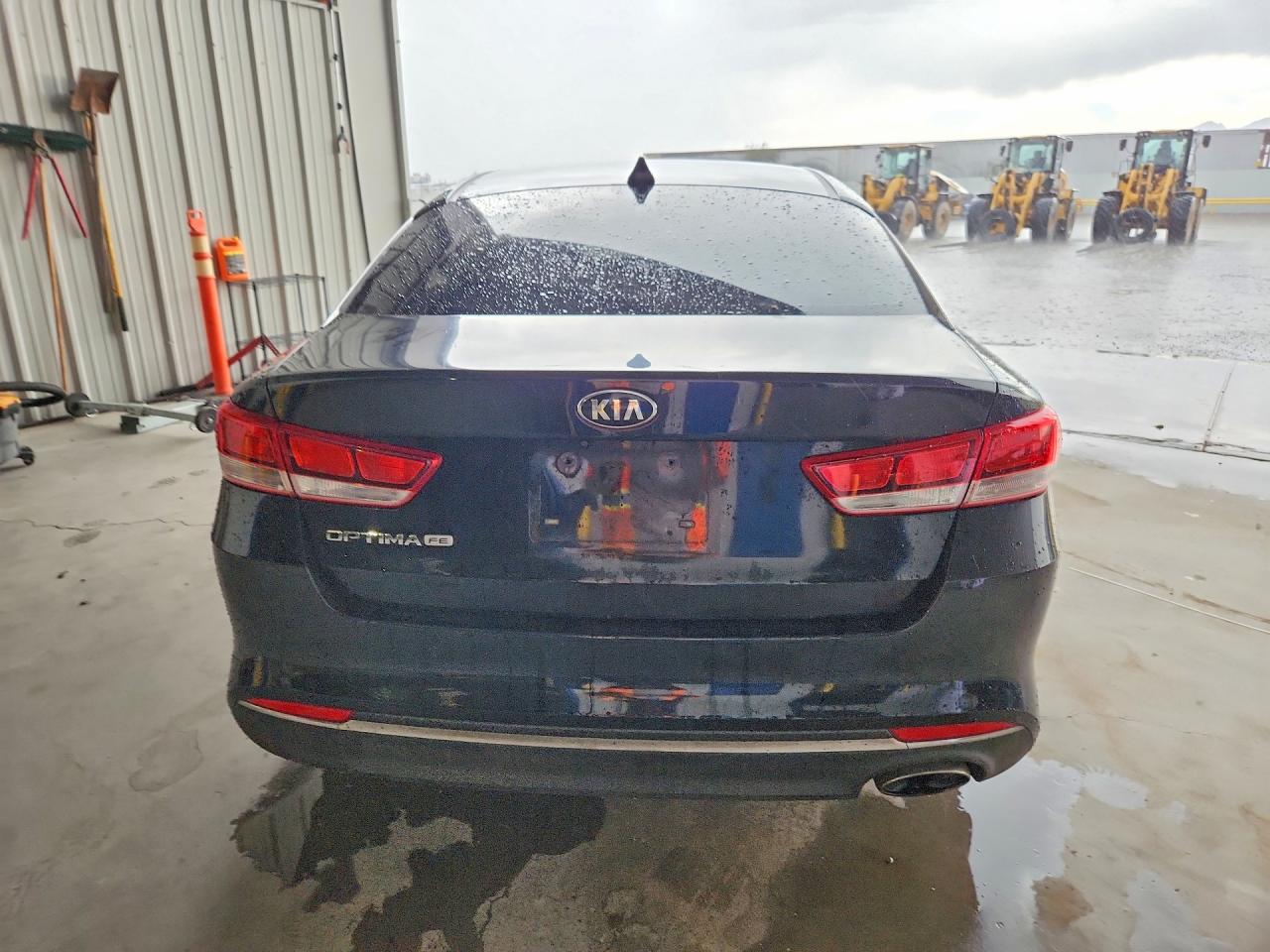 2016 KIA OPTIMA GL