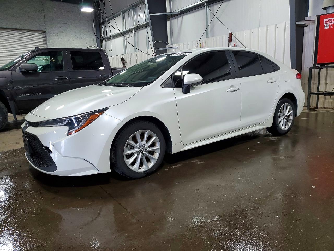 2021 TOYOTA COROLLA LE w/Premium pkg2
