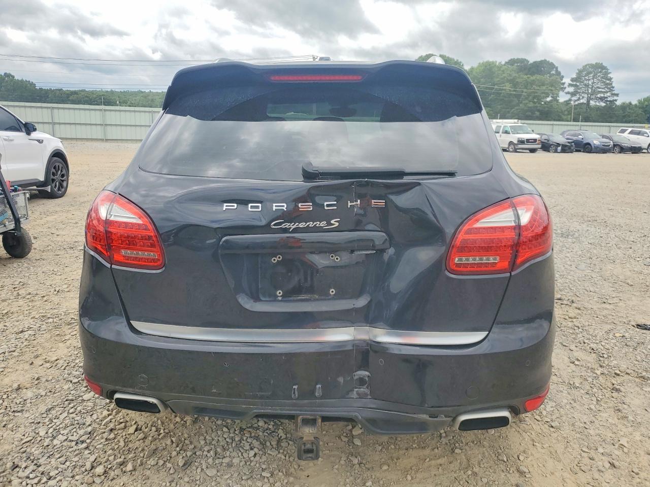 2012 PORSCHE CAYENNE S