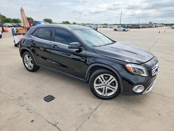 2020 MERCEDES-BENZ GLA GLA250