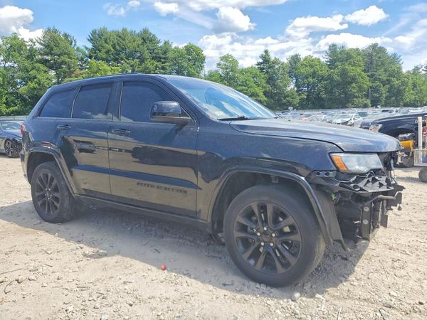 2018 JEEP GRAND CHEROKEE LAREDO 4X4