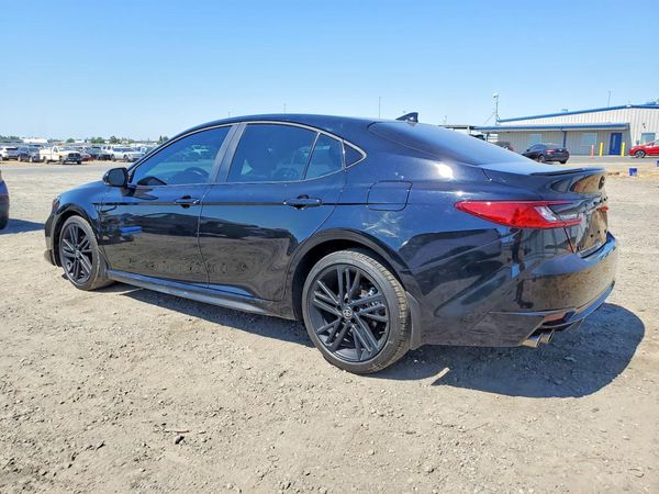 2026 TOYOTA CAMRY