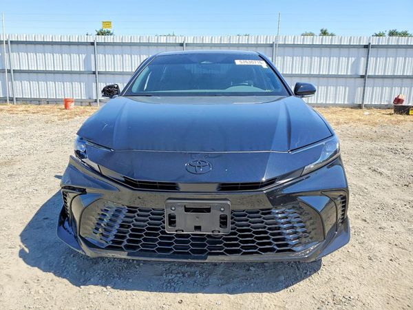 2026 TOYOTA CAMRY