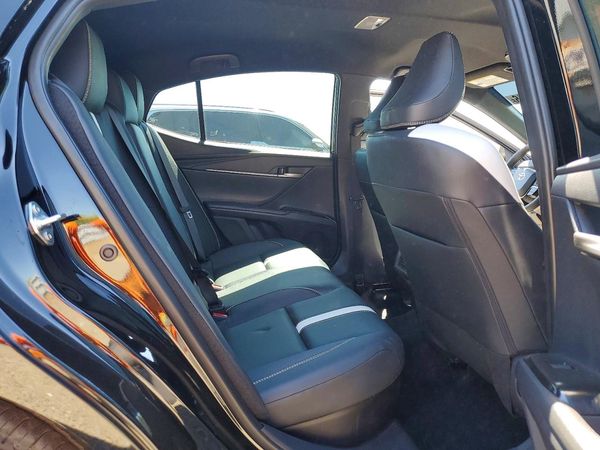 2026 TOYOTA CAMRY