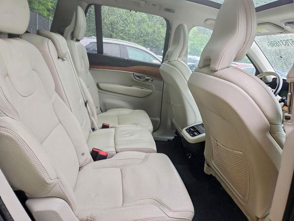 2019 VOLVO XC90