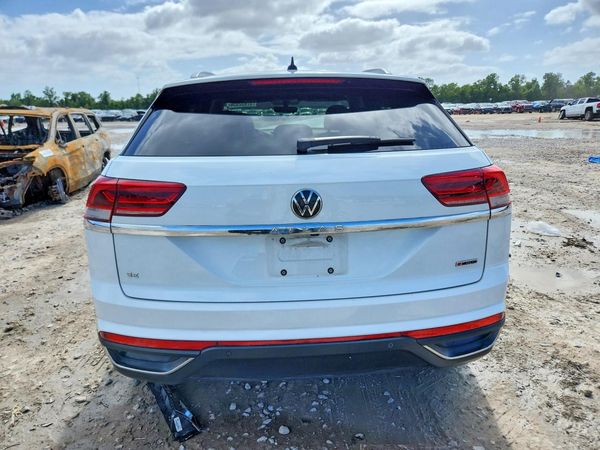 2022 VOLKSWAGEN ATLAS CROSS SPORT 4Motion SE w/ Tech