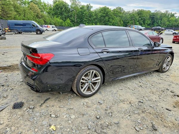2018 BMW 750 xDrive