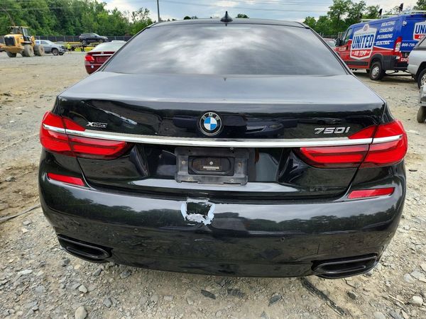 2018 BMW 750 xDrive