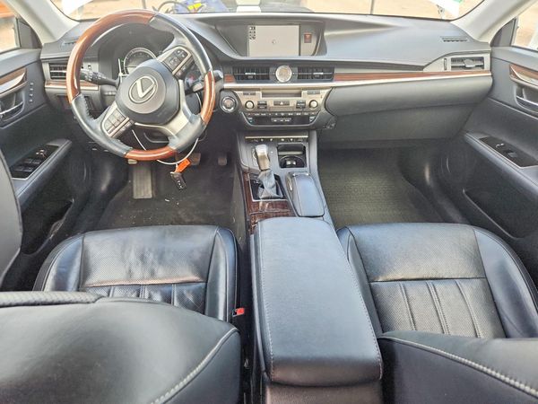 2017 LEXUS ES 350