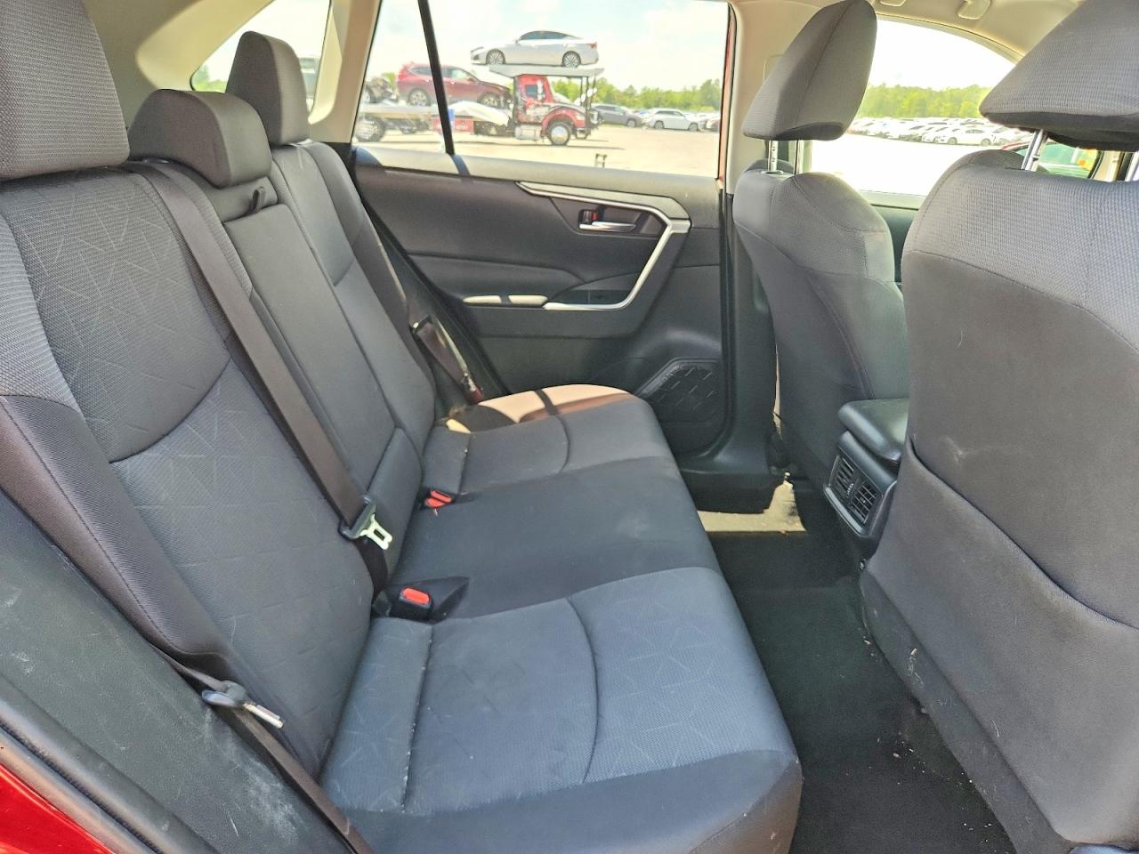 2019 TOYOTA RAV4 XLE / XLE Premium 4WD