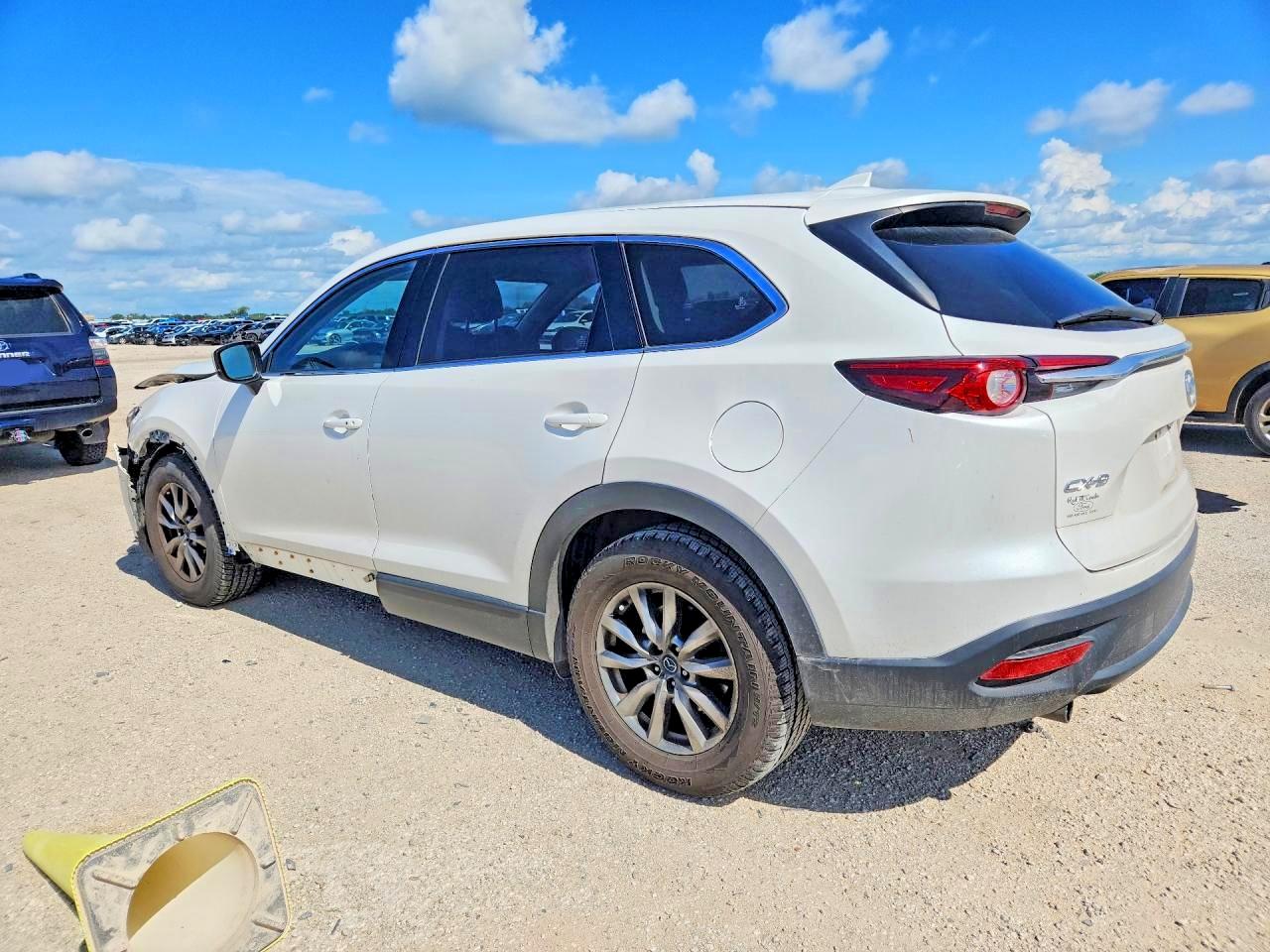 2016 MAZDA CX-9