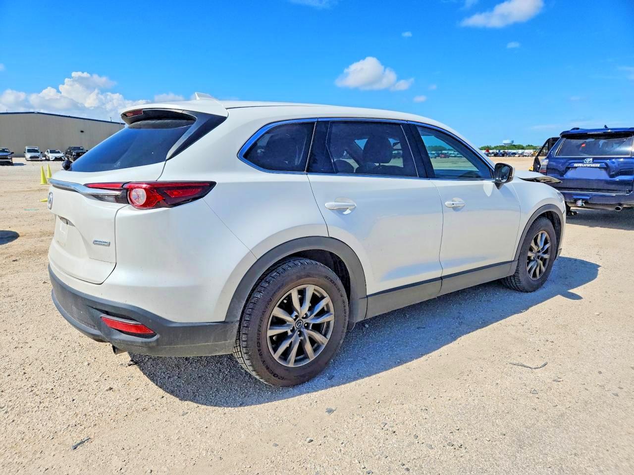 2016 MAZDA CX-9