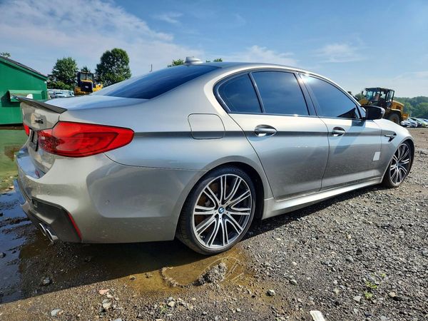 2019 BMW M5