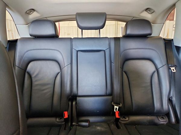 2016 AUDI Q5 quattro Premium Plus
