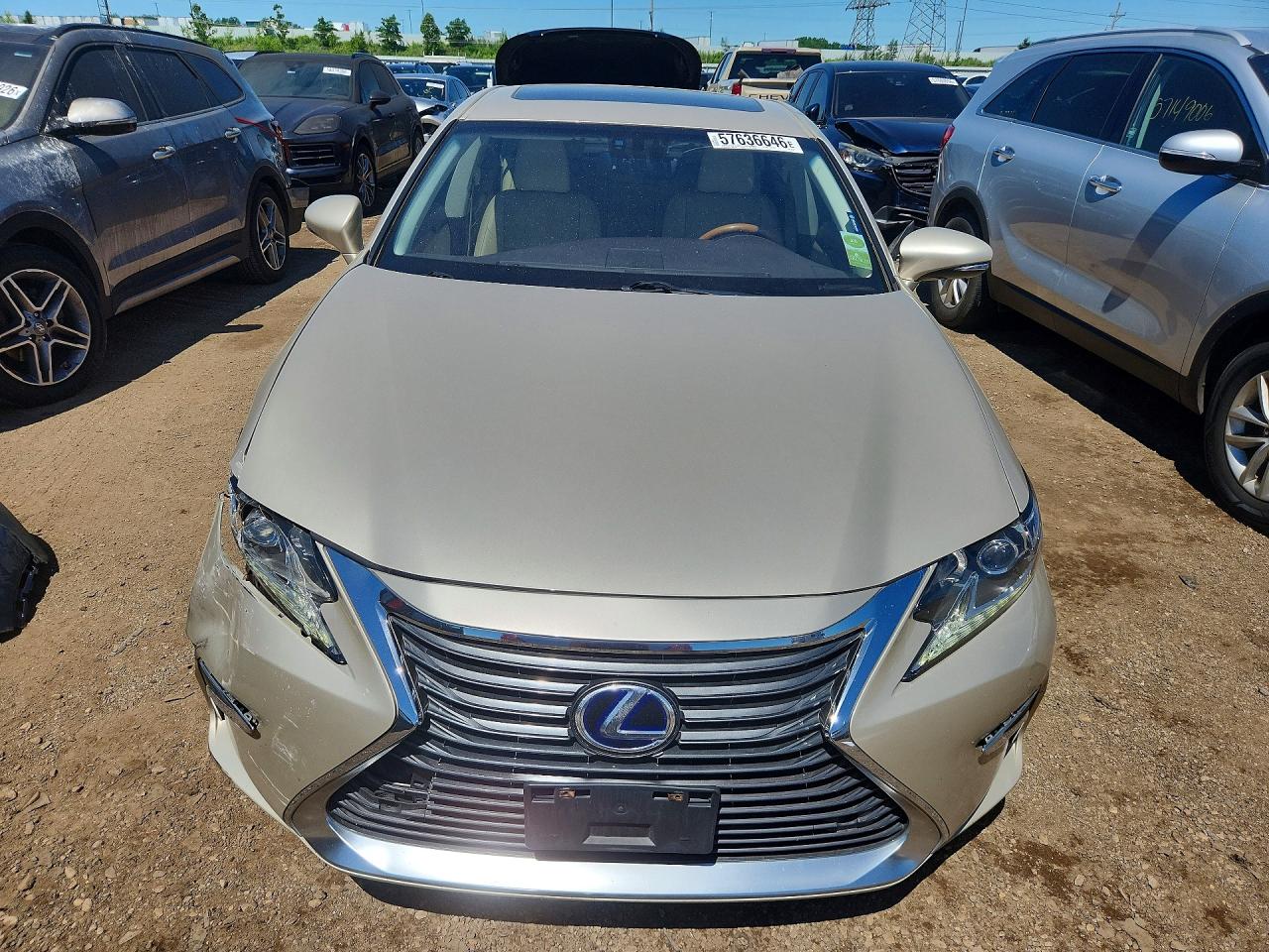 2016 LEXUS ES 300h