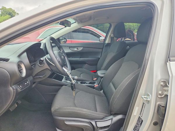2021 KIA FORTE FE, LXS