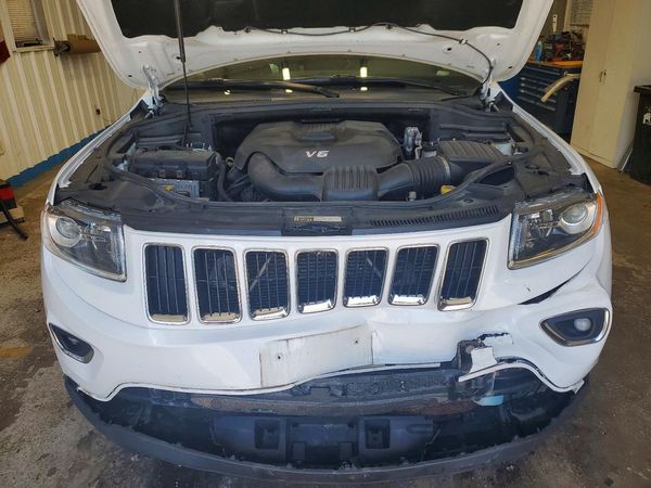 2015 JEEP GRAND CHEROKEE LAREDO 4X4