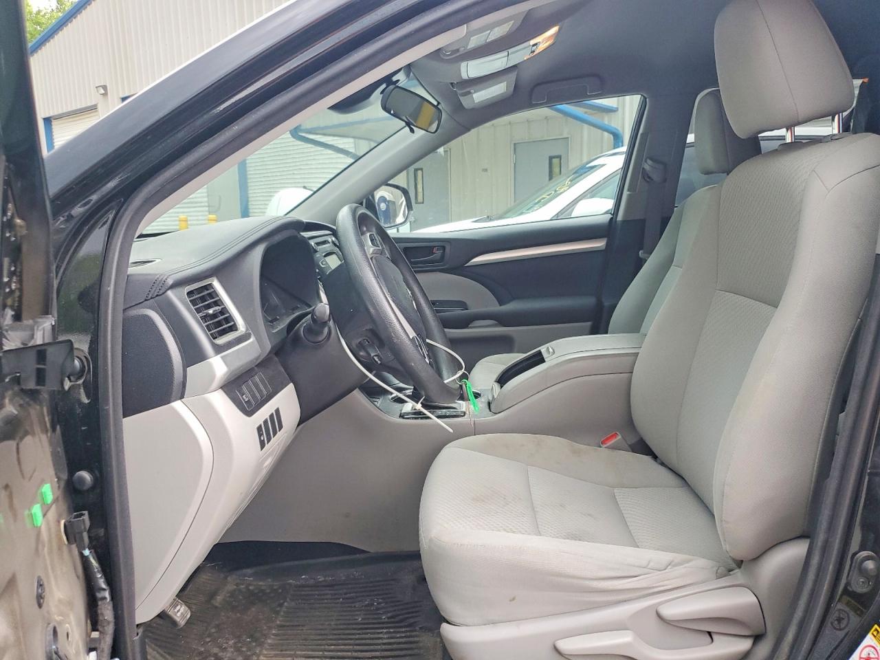 2018 TOYOTA HIGHLANDER LE/LE Plus