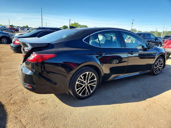 2025 TOYOTA CAMRY