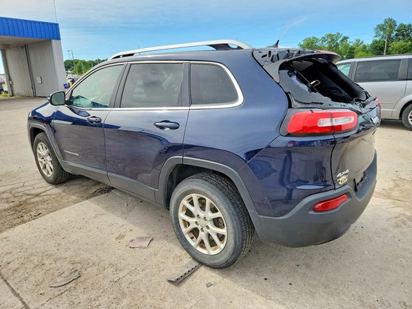 2015 JEEP CHEROKEE LATITUDE 4X4