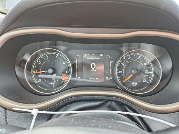2015 JEEP CHEROKEE LATITUDE 4X4